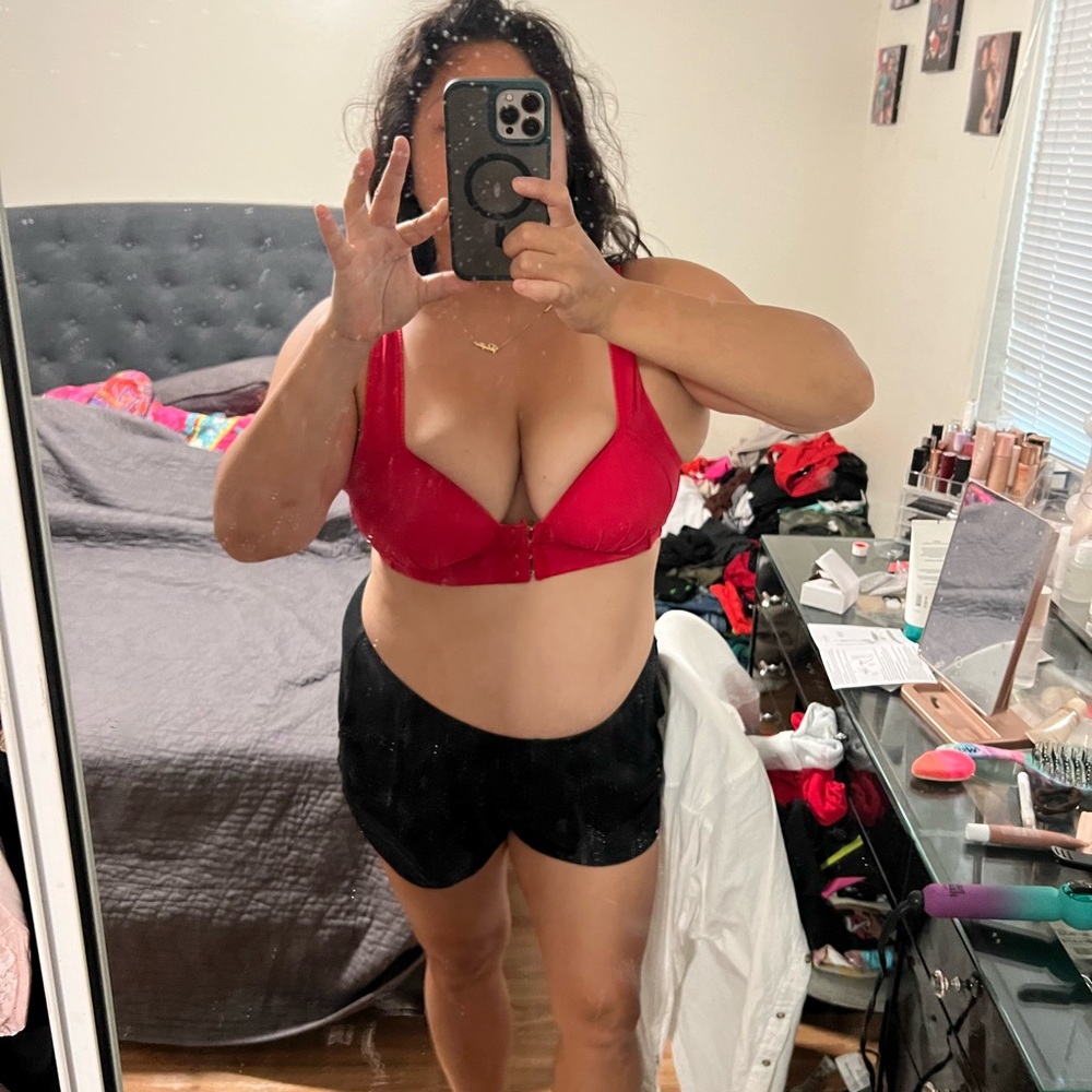 Bra never worn